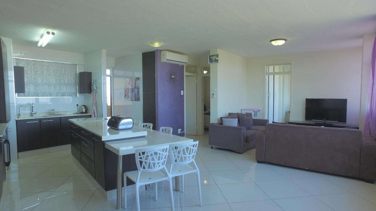 South Coast Beachfront Holiday Apartments Amanzimtoti Exterior photo